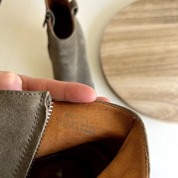 Madewell Billie Sage Worn in Suede Almond Toe Zipper Ankle Boot 8.5 - Picture 6 of 13